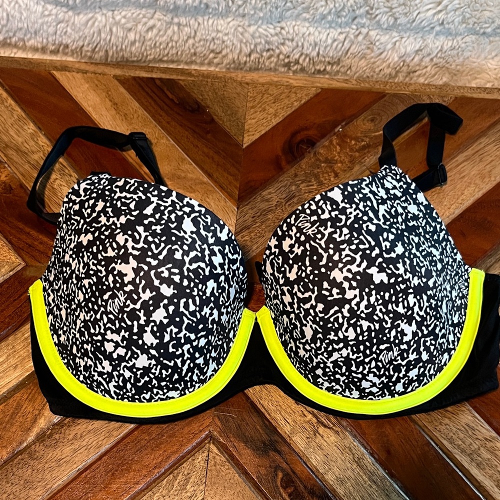 Victoria’s Secret pink Demi bra